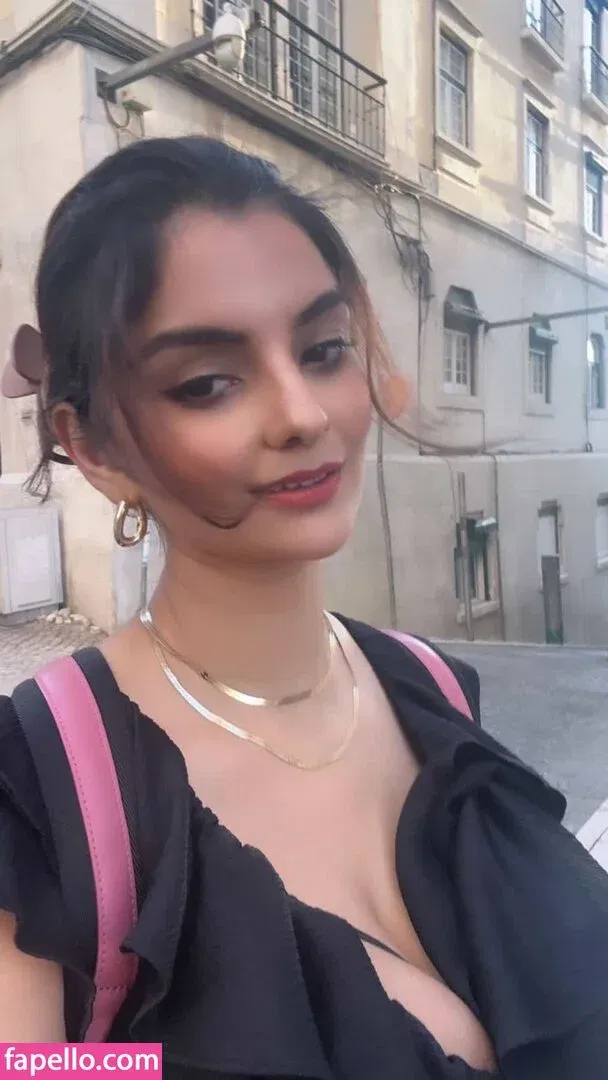 Anveshi Jain Onlyfans Photo Gallery 