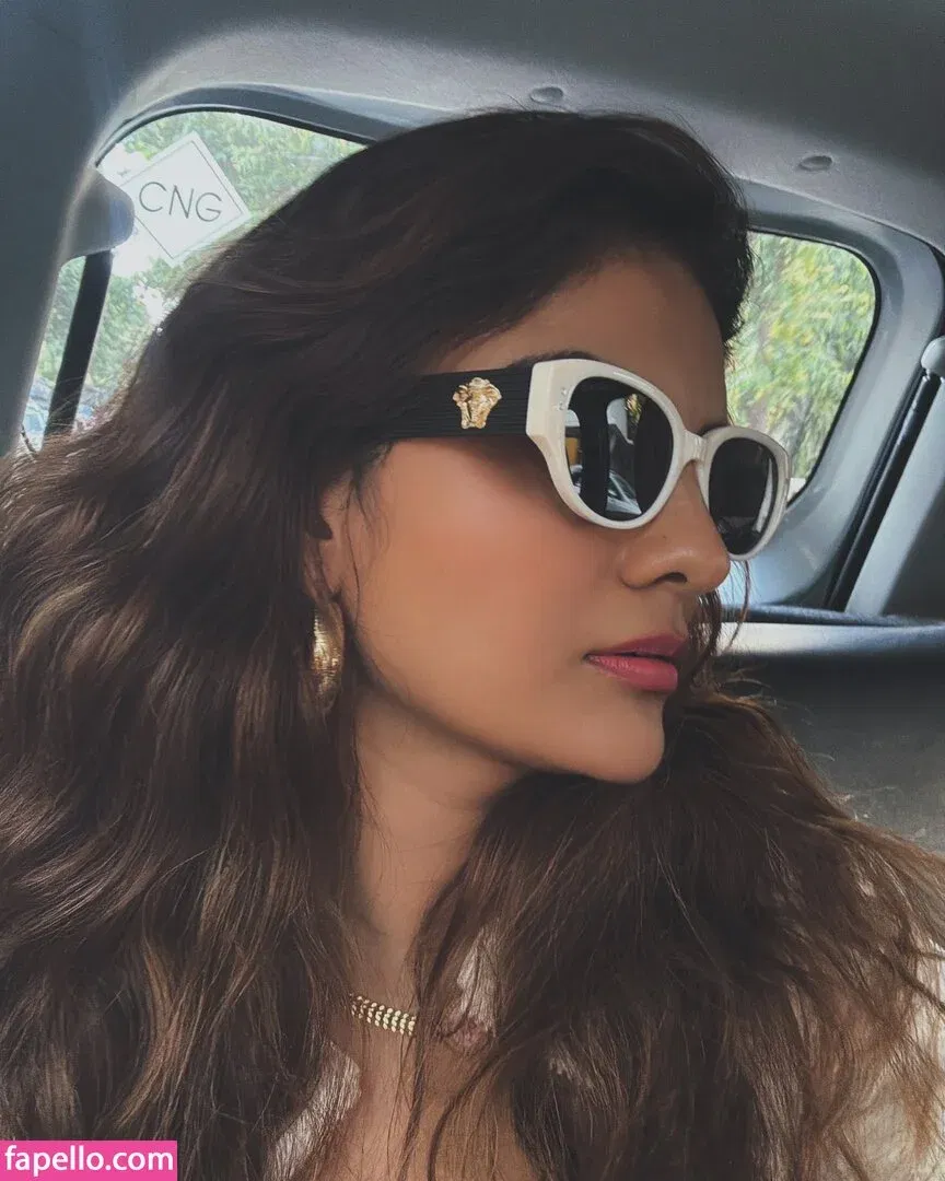 Anveshi Jain Onlyfans Photo Gallery 