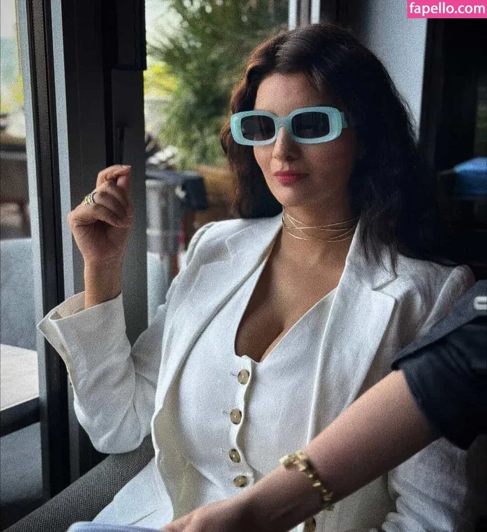 Anveshi Jain Onlyfans Photo Gallery 