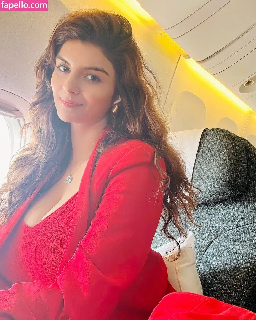 Anveshi Jain Onlyfans Photo Gallery 