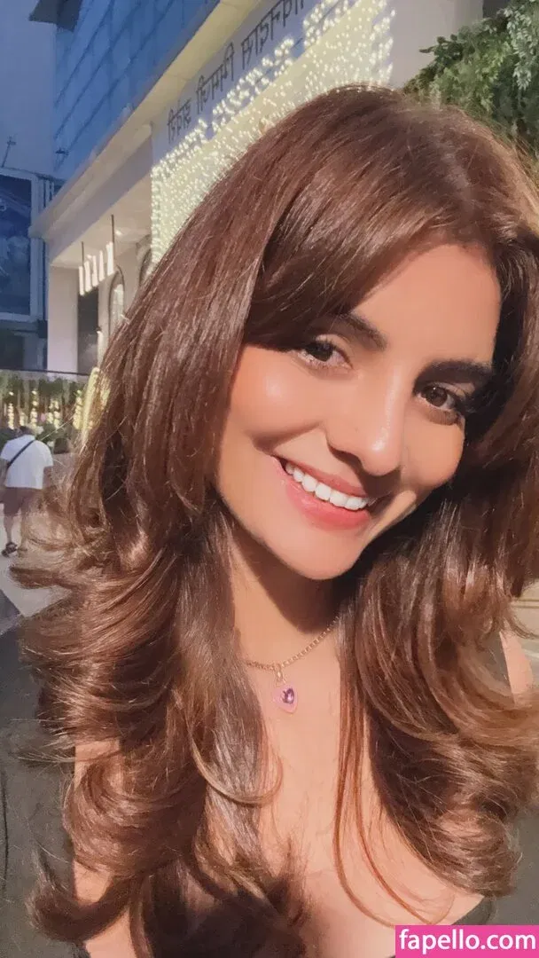 Anveshi Jain Onlyfans Photo Gallery 