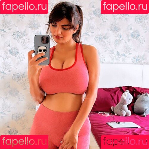 Anveshi Jain Onlyfans Photo Gallery 