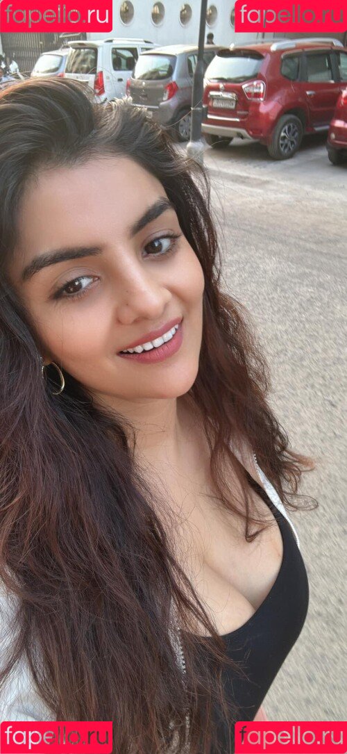 Anveshi Jain Onlyfans Photo Gallery 