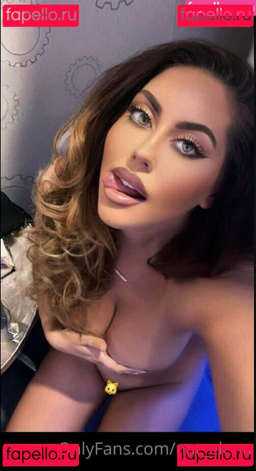 Nat Elena / nat_elena / nat_elenaa Onlyfans Photo Gallery 