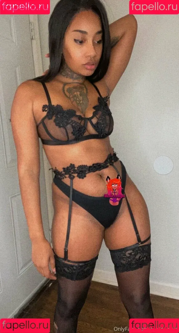 malicemiya Onlyfans Photo Gallery 