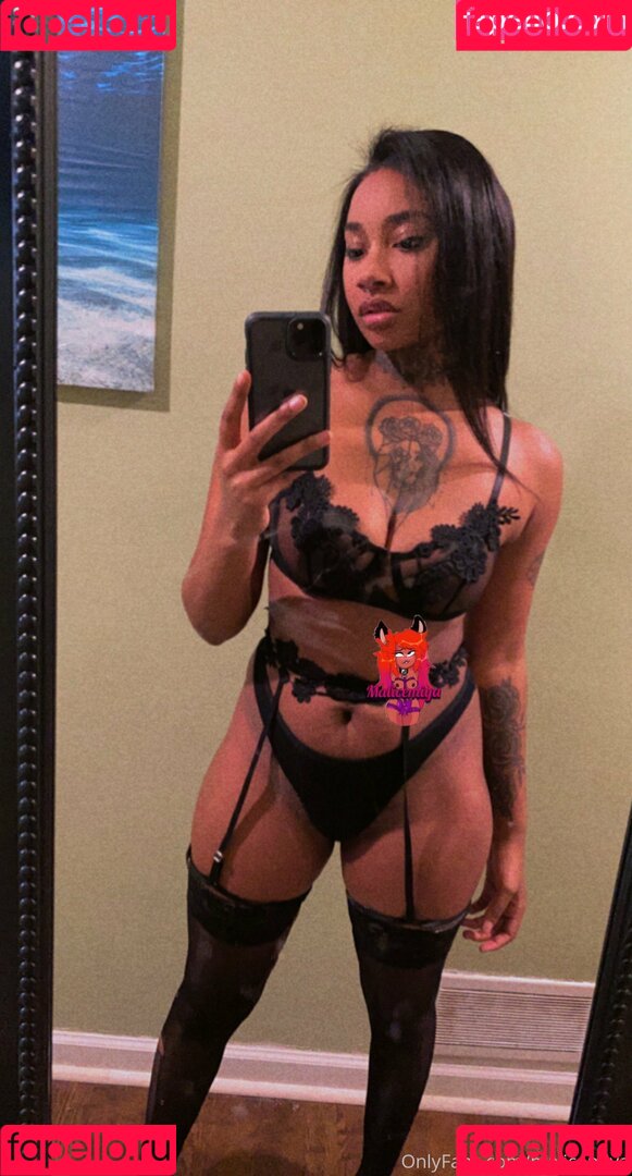 malicemiya Onlyfans Photo Gallery 