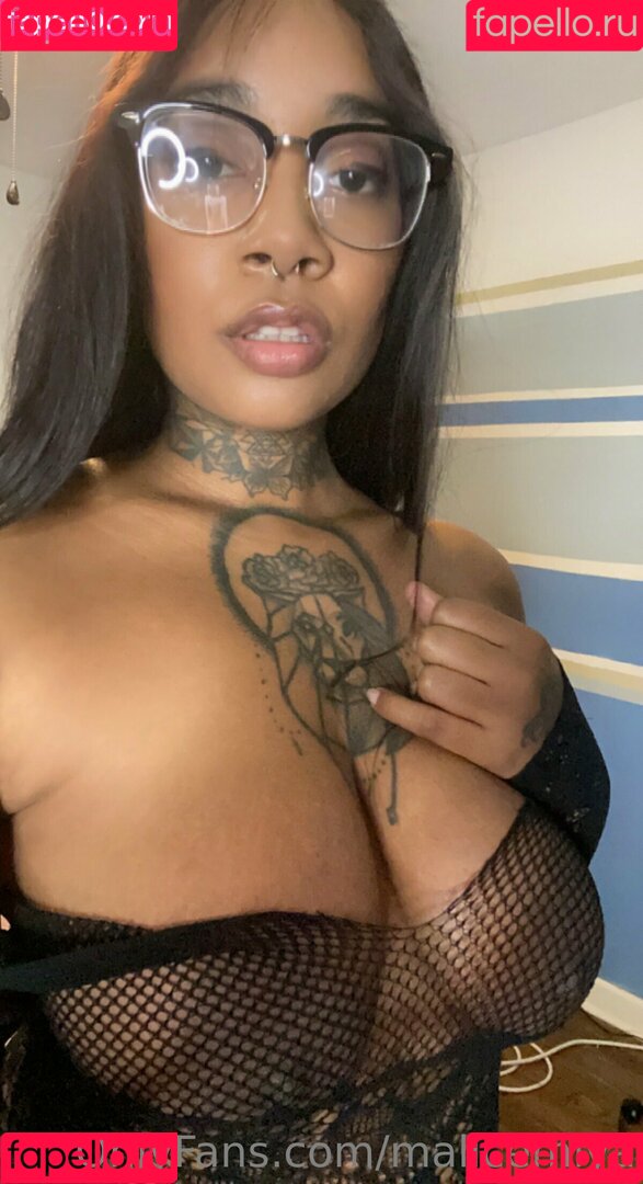 malicemiya Onlyfans Photo Gallery 