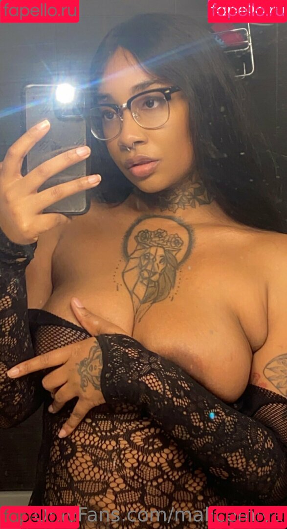 malicemiya Onlyfans Photo Gallery 