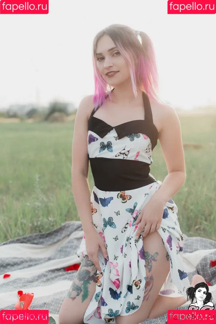 Amelieweed Onlyfans Photo Gallery 