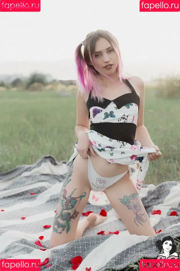 Amelieweed Onlyfans Photo Gallery 