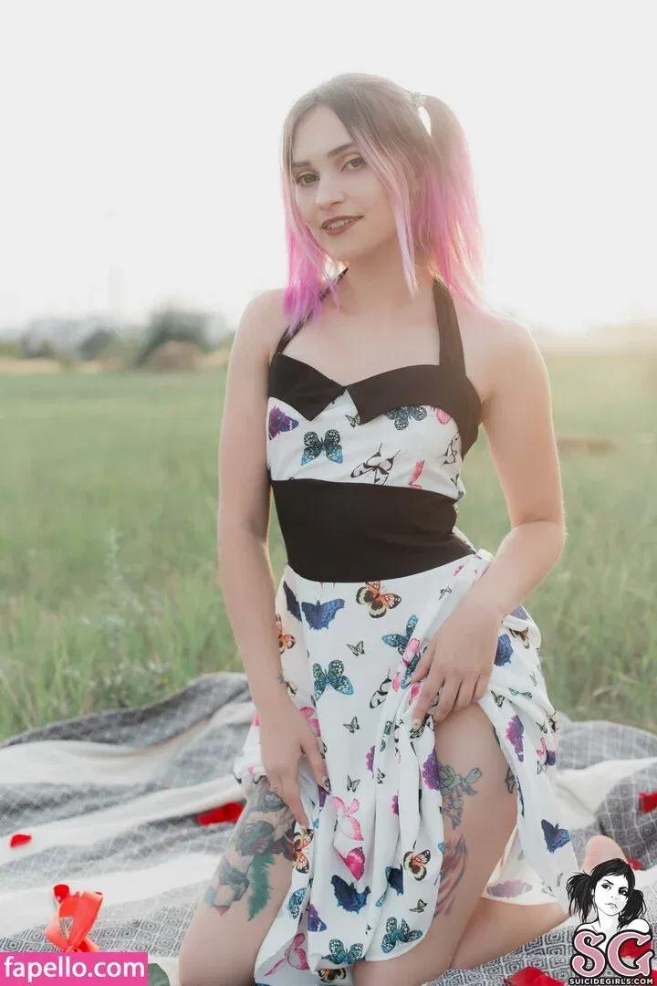 Amelieweed Onlyfans Photo Gallery 