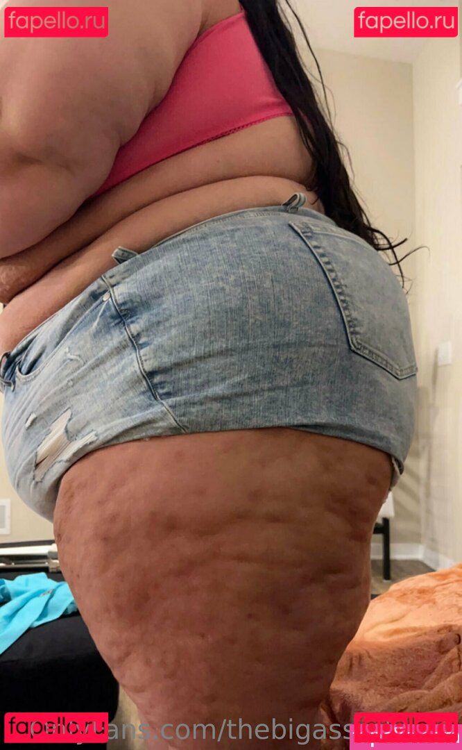 thebigassssbbw1 / thebigglooom Onlyfans Photo Gallery 