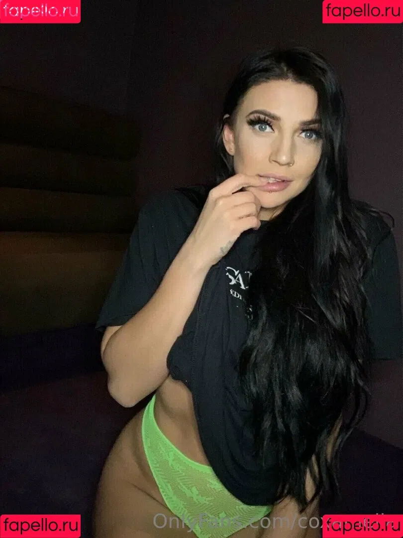 coxamelia Onlyfans Photo Gallery 