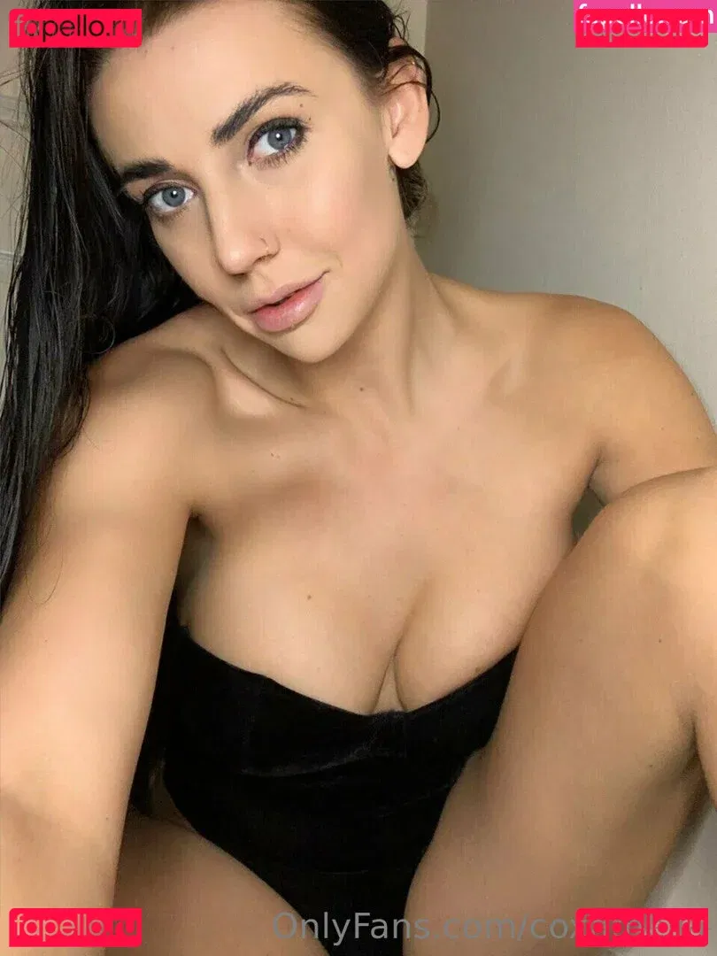 coxamelia Onlyfans Photo Gallery 