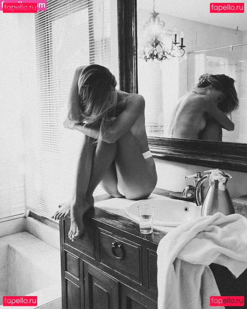 aemillin Onlyfans Photo Gallery 