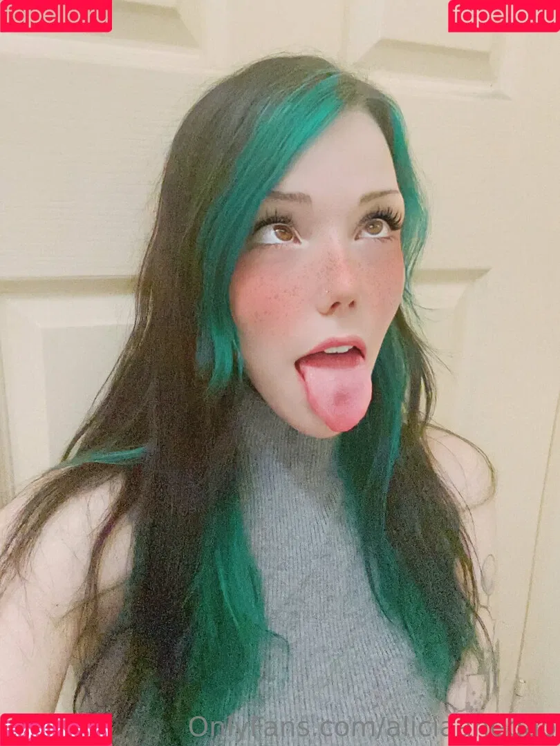 aliciaahegao Onlyfans Photo Gallery 
