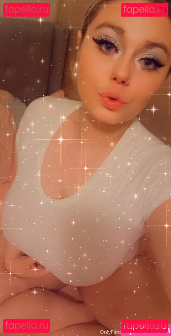 britanybomber Onlyfans Photo Gallery 