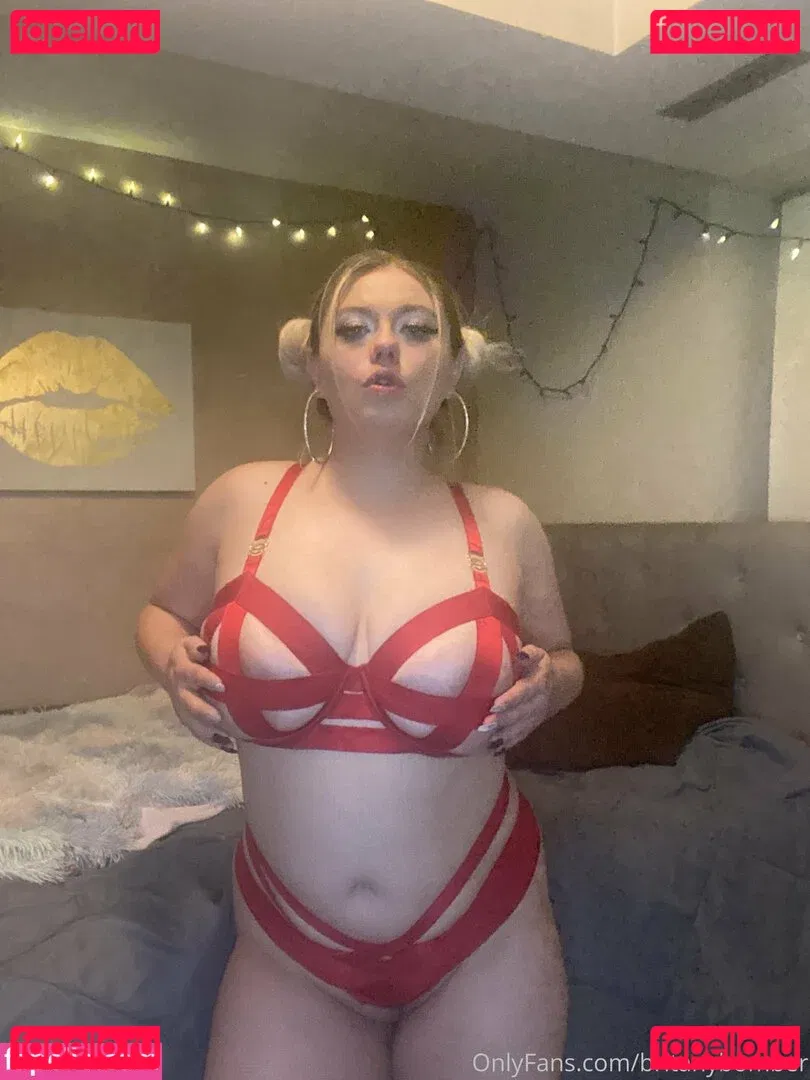 britanybomber Onlyfans Photo Gallery 