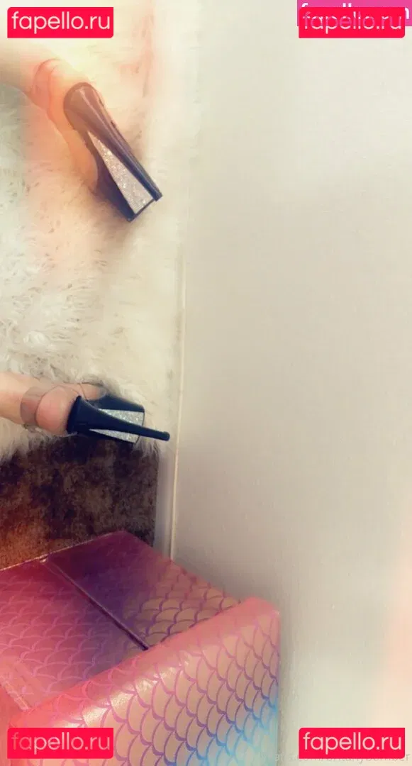 britanybomber Onlyfans Photo Gallery 