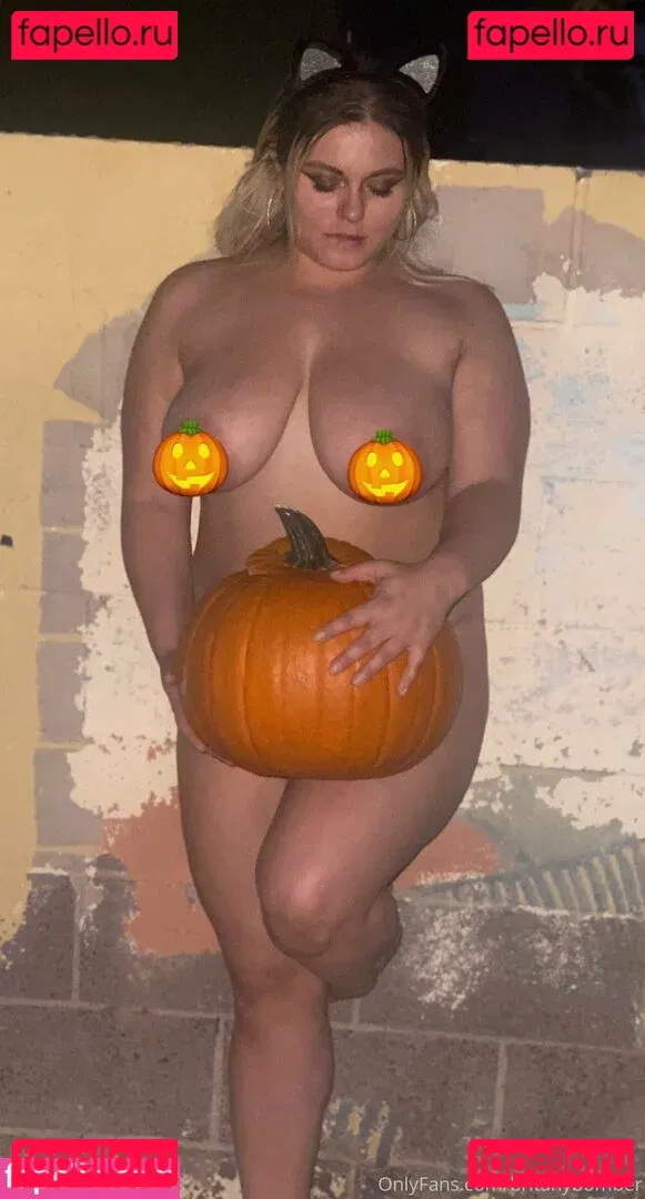 britanybomber Onlyfans Photo Gallery 