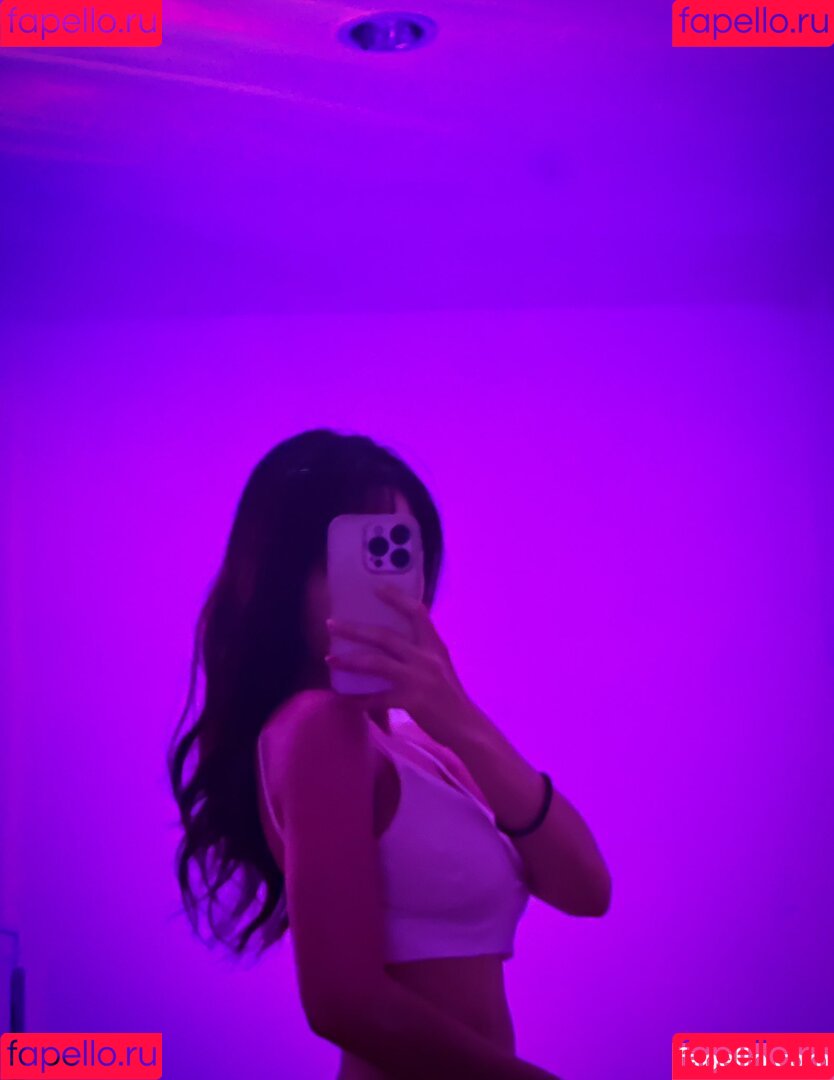 Skaye Cosplay Onlyfans Photo Gallery 