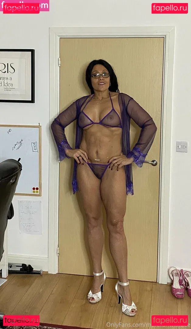 morefunwithdee Onlyfans Photo Gallery 