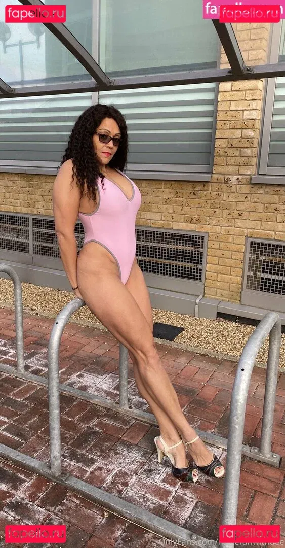 morefunwithdee Onlyfans Photo Gallery 