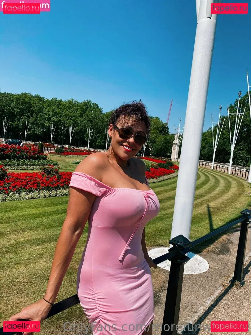 morefunwithdee Onlyfans Photo Gallery 