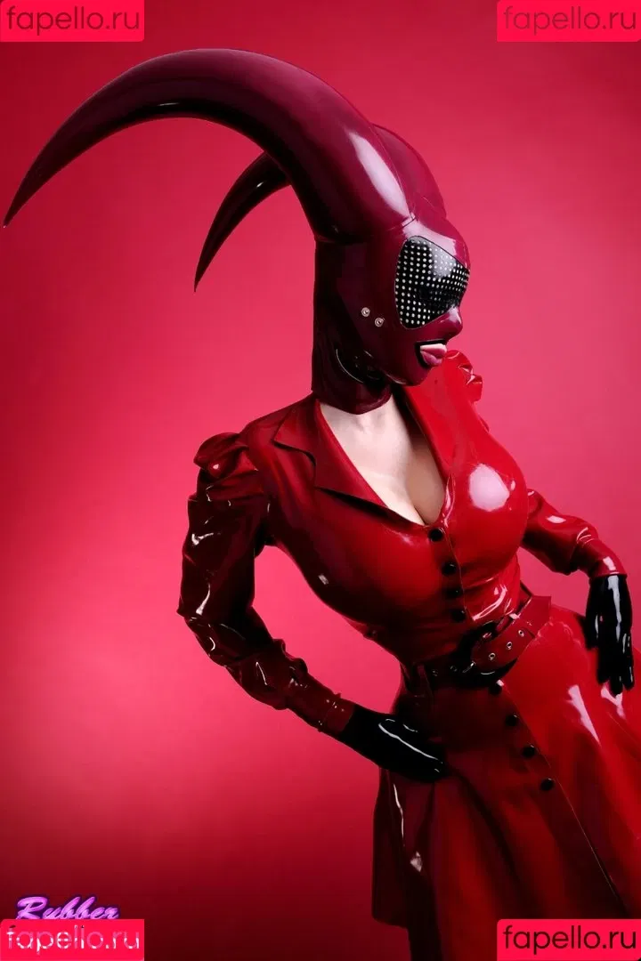 Latex Lucy Onlyfans Photo Gallery 