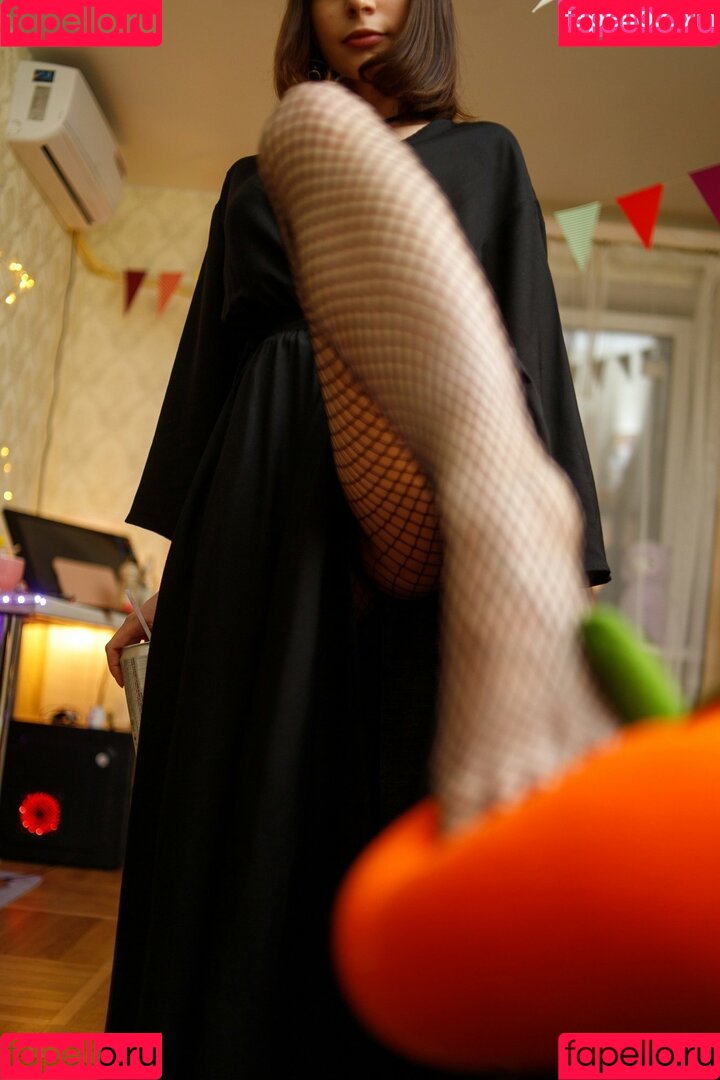 OwlLit Onlyfans Photo Gallery 