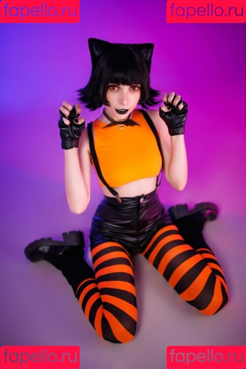 OwlLit Onlyfans Photo Gallery 