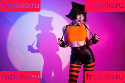 OwlLit Onlyfans Photo Gallery 