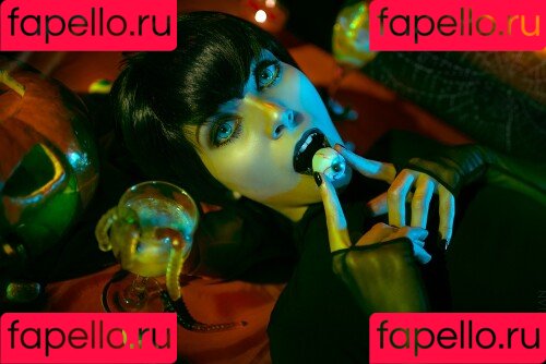 OwlLit Onlyfans Photo Gallery 