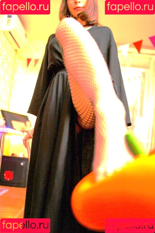 OwlLit Onlyfans Photo Gallery 