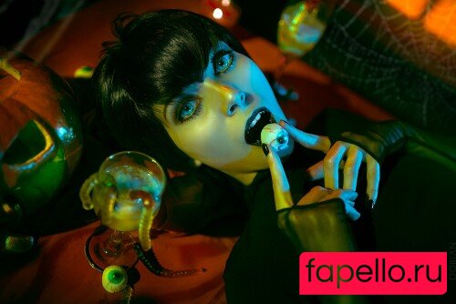 OwlLit Onlyfans Photo Gallery 