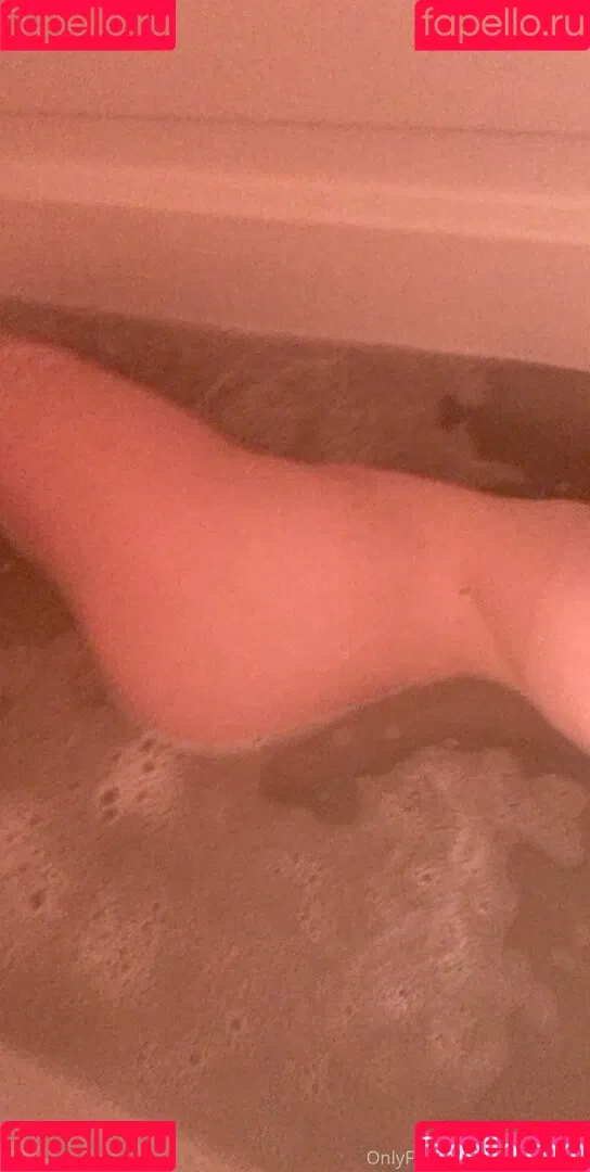 strawberry141 Onlyfans Photo Gallery 