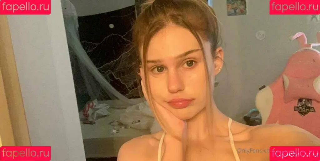 strawberry141 Onlyfans Photo Gallery 