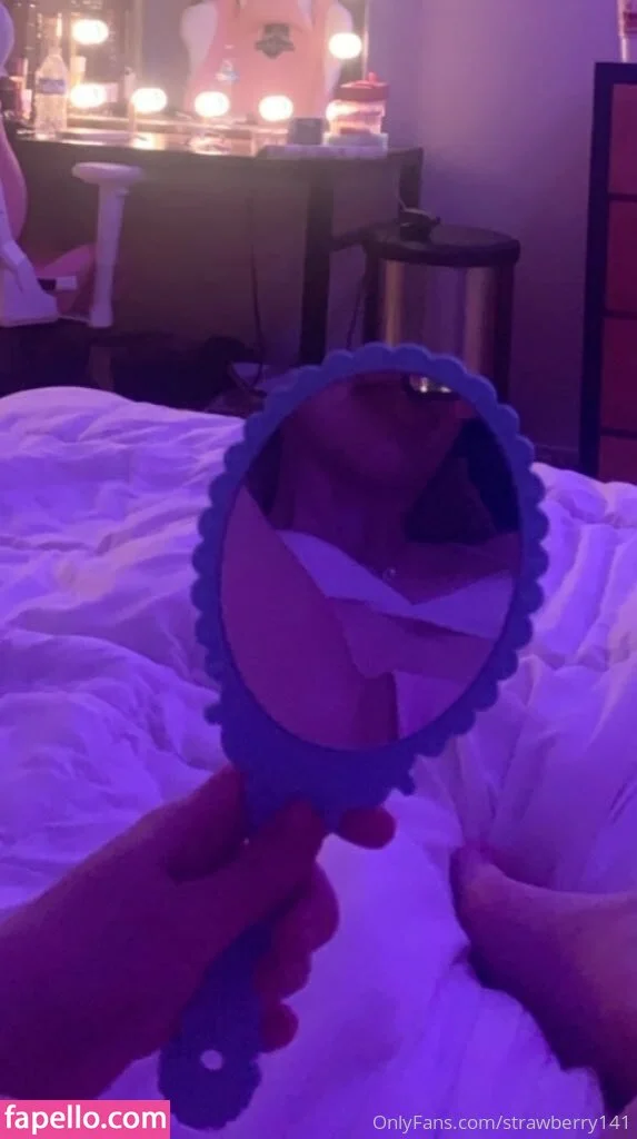 strawberry141 Onlyfans Photo Gallery 