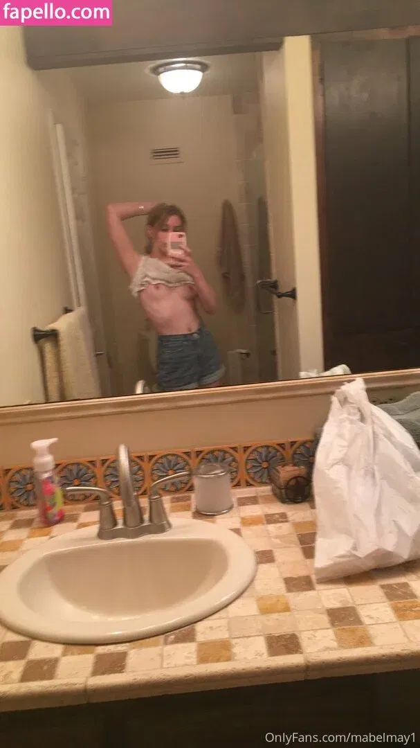 strawberry141 Onlyfans Photo Gallery 