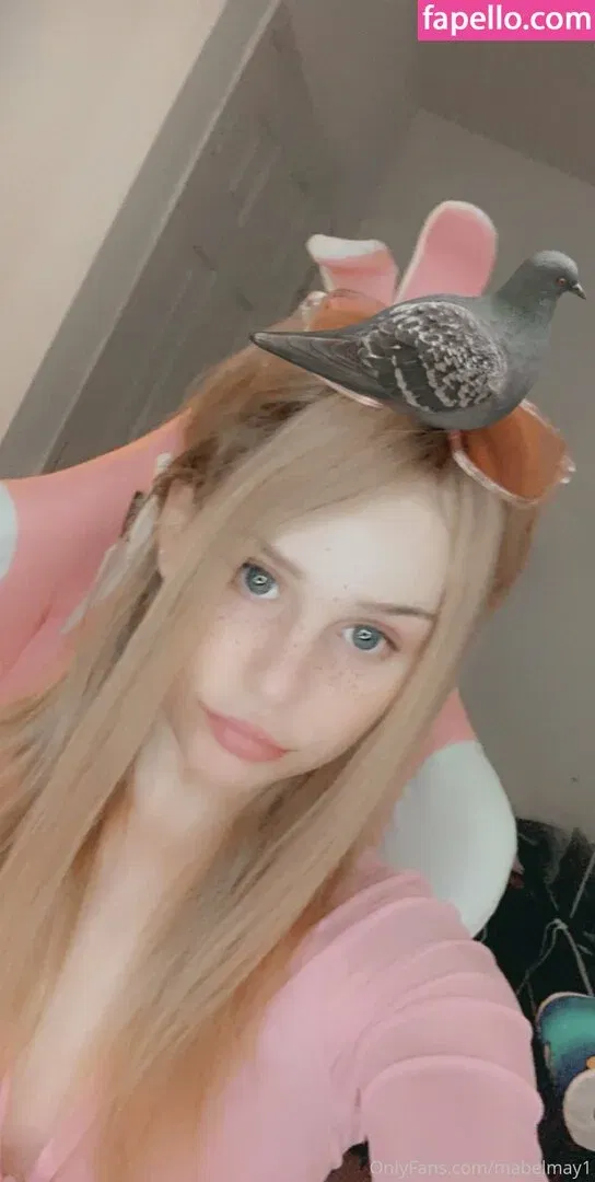 strawberry141 Onlyfans Photo Gallery 