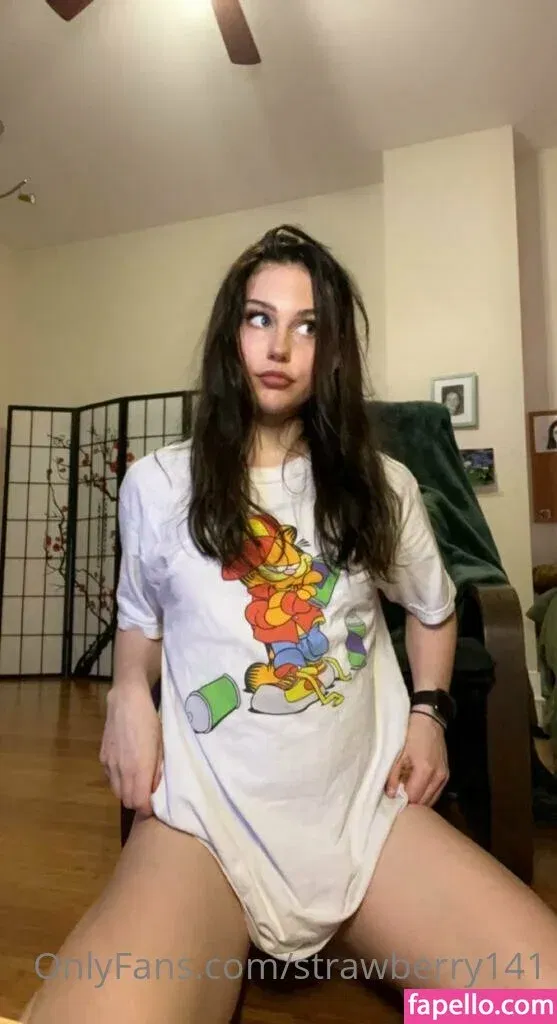 strawberry141 Onlyfans Photo Gallery 