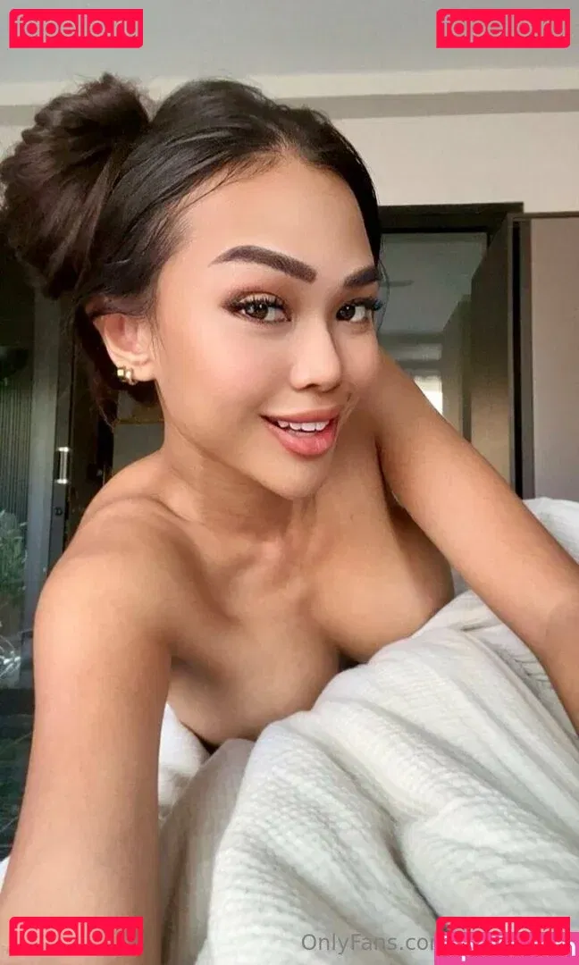 meenathai Onlyfans Photo Gallery 