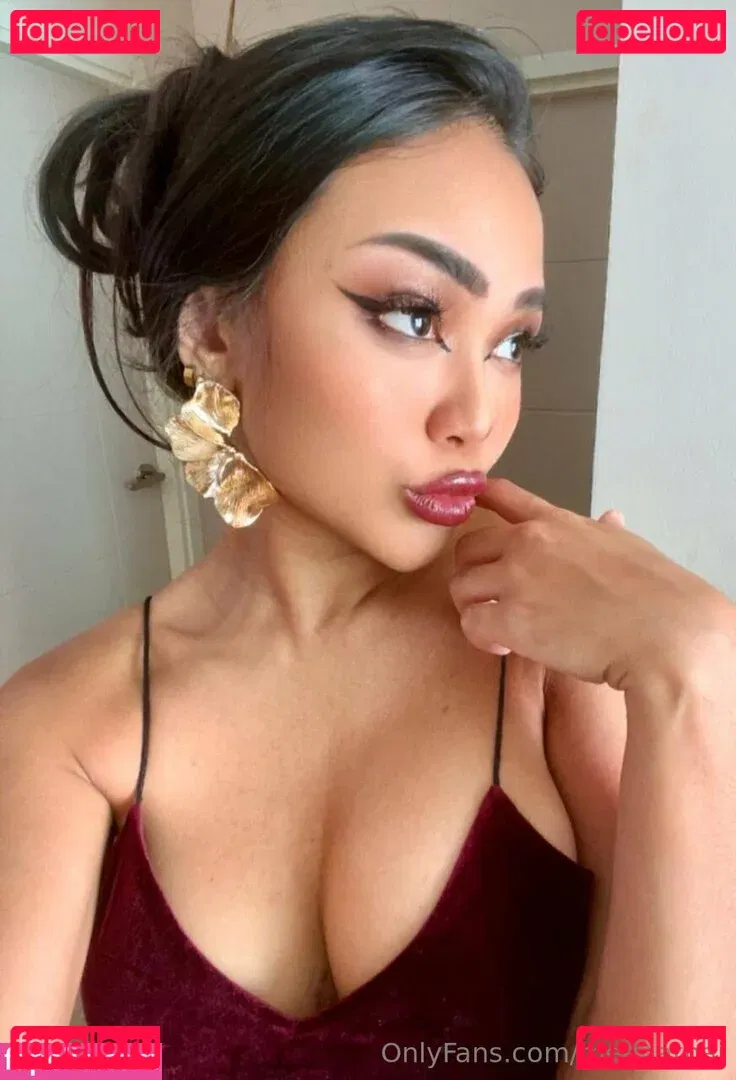 meenathai Onlyfans Photo Gallery 