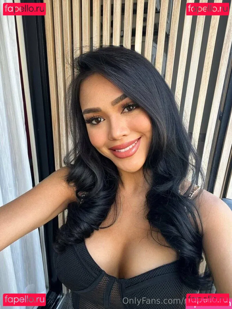 meenathai Onlyfans Photo Gallery 