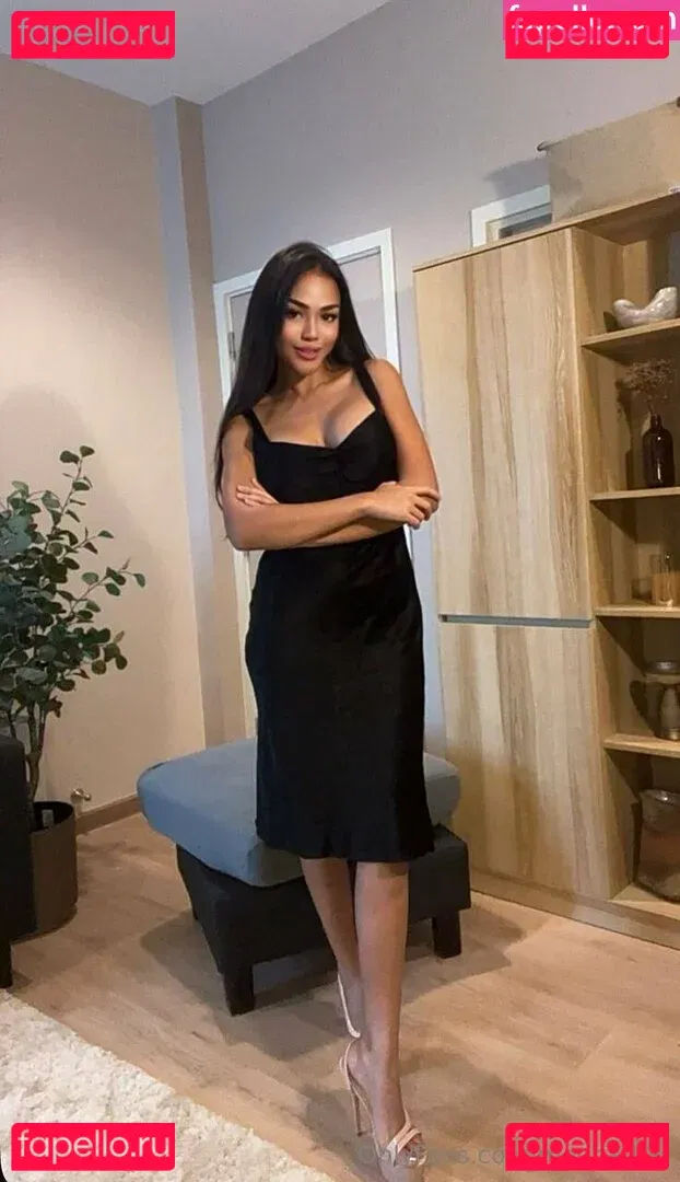 meenathai Onlyfans Photo Gallery 