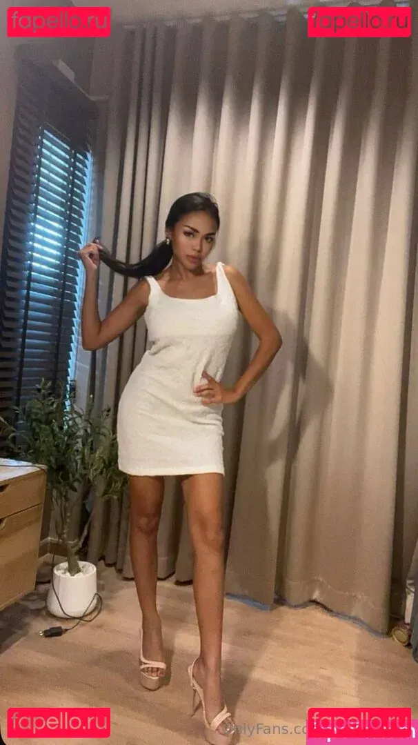 meenathai Onlyfans Photo Gallery 