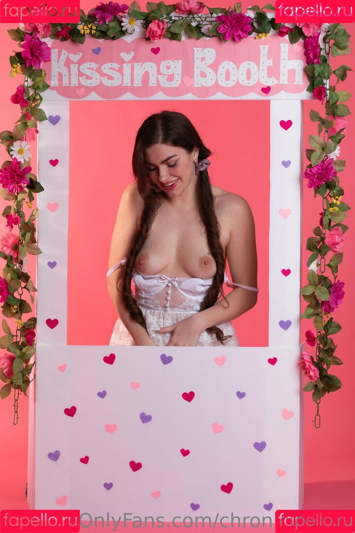 Chroniclove Onlyfans Photo Gallery 