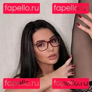 Kara Xaen Onlyfans Photo Gallery 