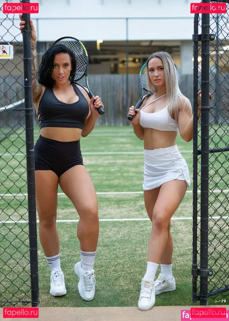 the.arishowvip Onlyfans Photo Gallery 