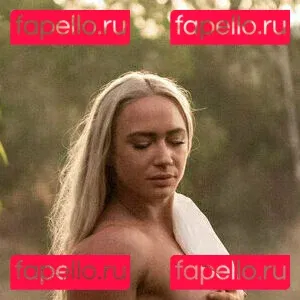 the.arishowvip Onlyfans Photo Gallery 